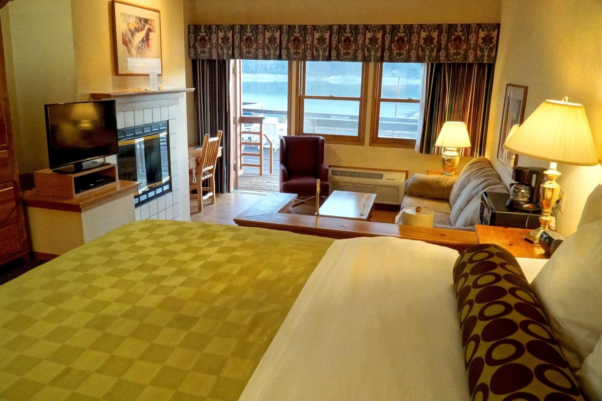 The Pines Resort & Conference Center Bass Lake Eksteriør bilde