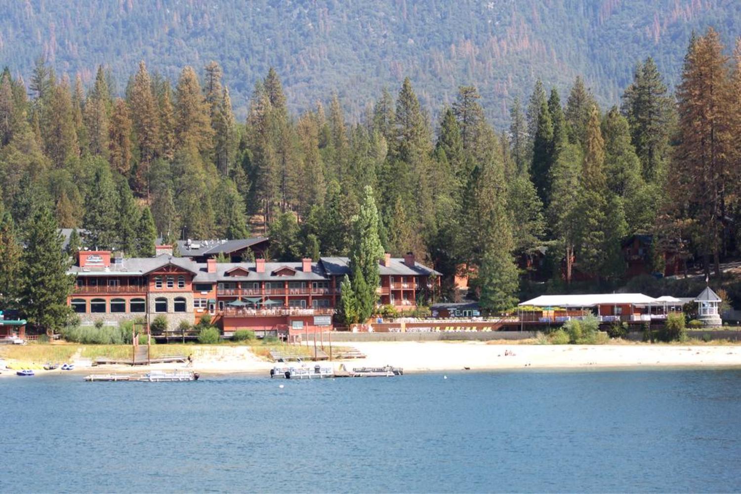 The Pines Resort & Conference Center Bass Lake Eksteriør bilde