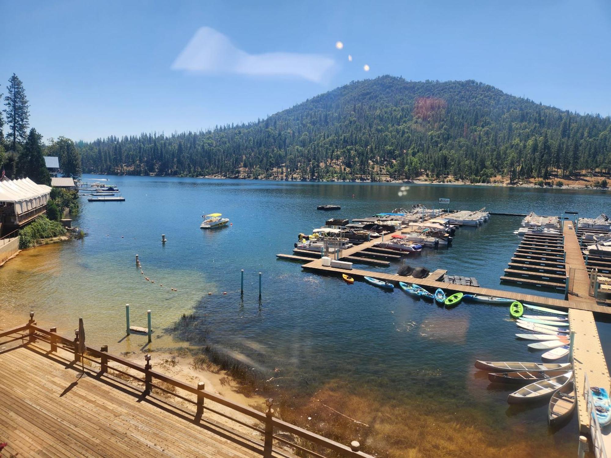 The Pines Resort & Conference Center Bass Lake Eksteriør bilde