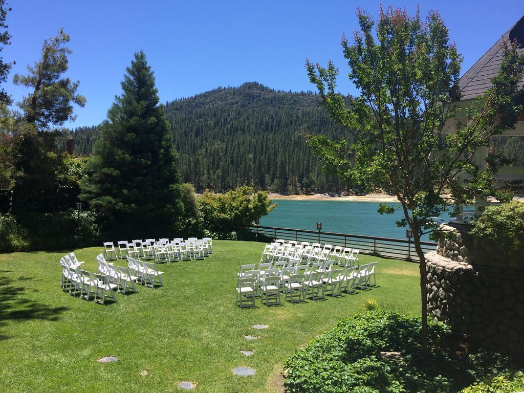 The Pines Resort & Conference Center Bass Lake Eksteriør bilde